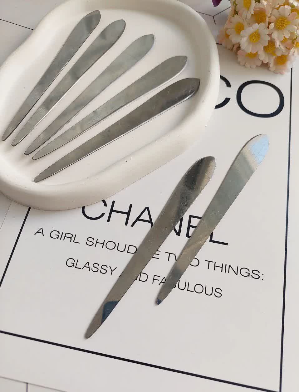 ابزار چاقویی